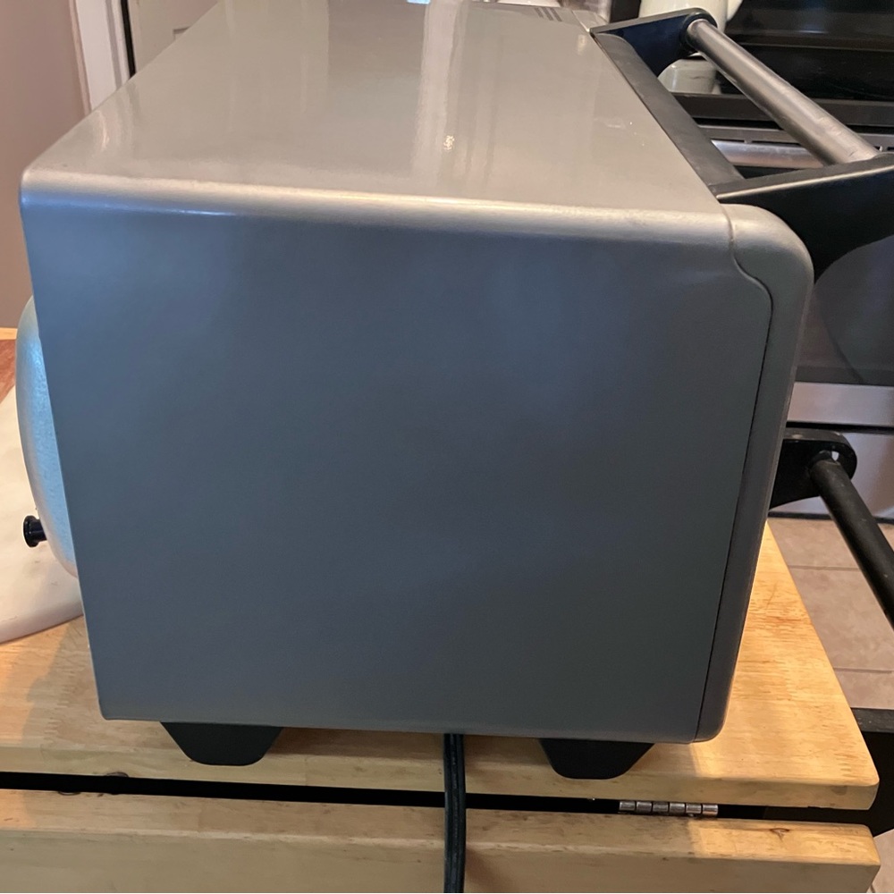 Black & Decker Silver Toaster Oven - Picture 5 of 16